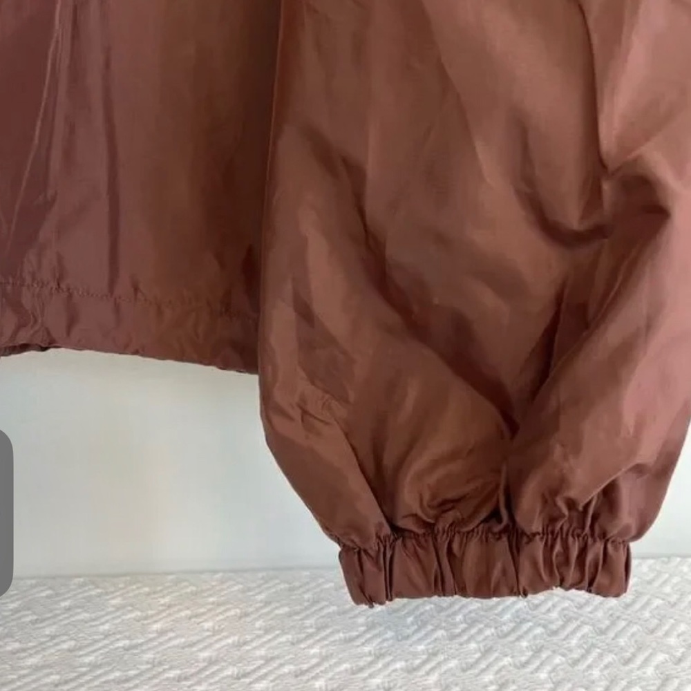 Fabletics Shawn Cropped Half-Zip Windbreaker Jack… - image 6